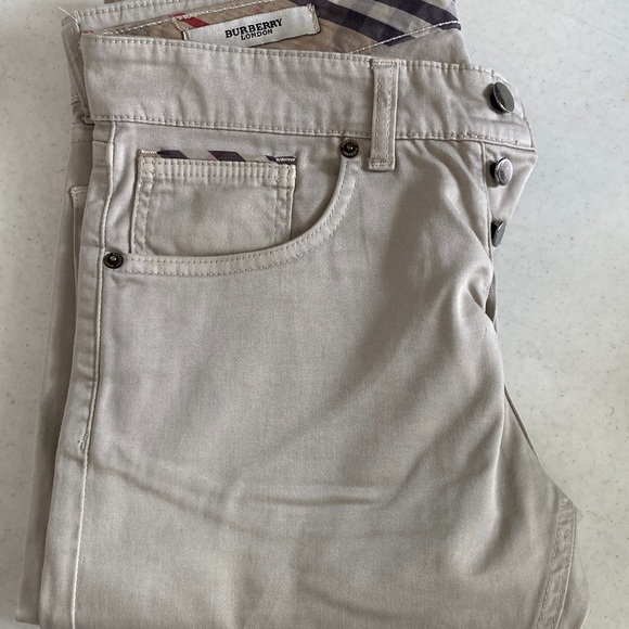 Burberry Light Beige Khaki Pants - Picture 13 of 13